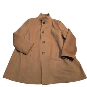 SOLD Loro Piana 100% Wool Coat Camel Quiet Luxury Classic Italy Women's 22